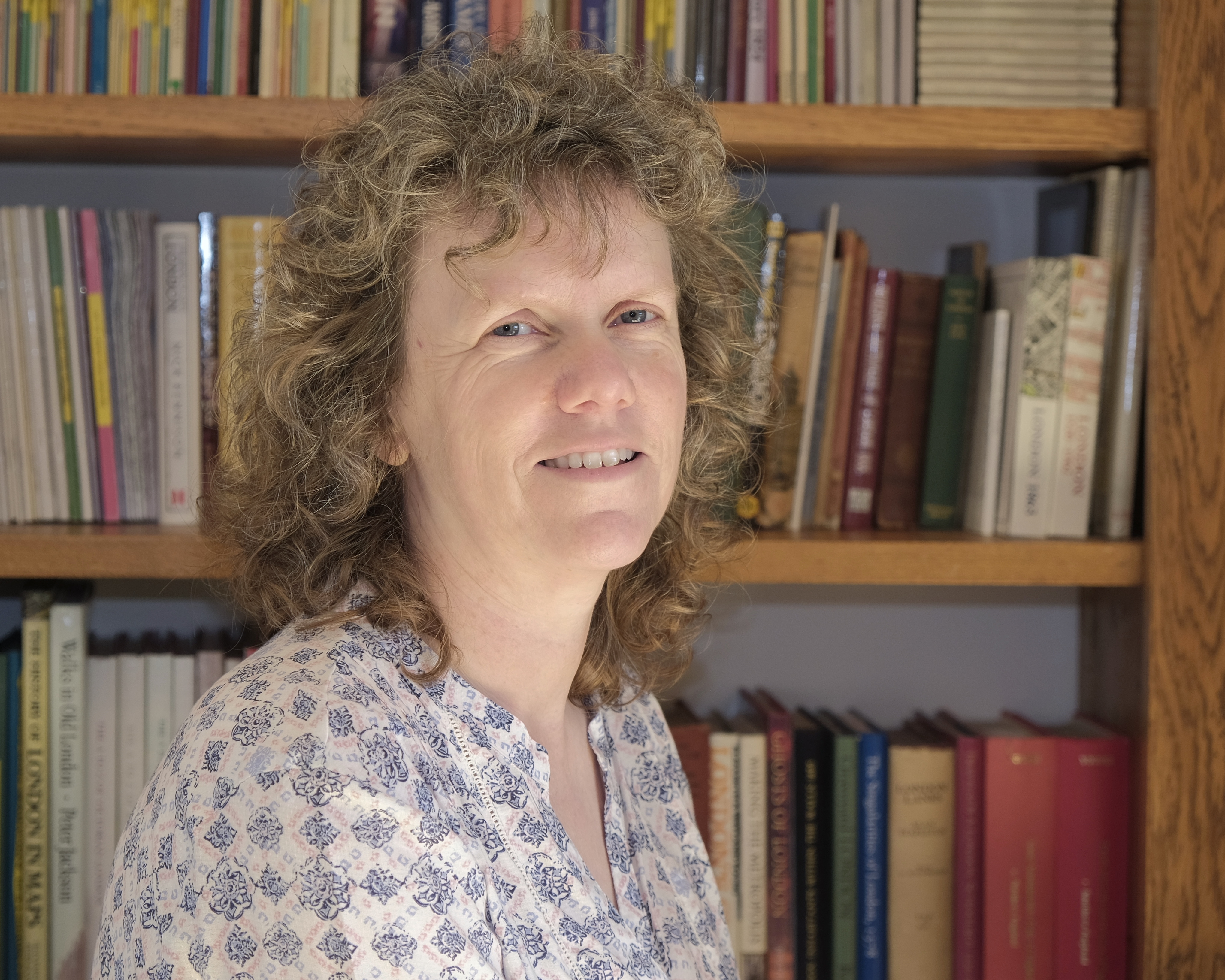 Linda Hammond, professional genealogist, author and family history speaker